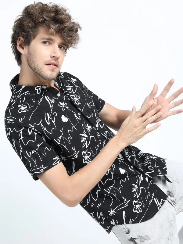 Men Slim Fit Casual Shirt