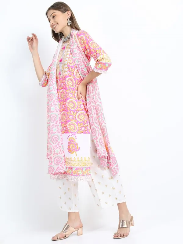  Vishudh Women Pink Printed Kurta Sets