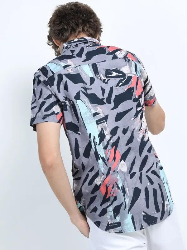 Men Slim Fit Casual Shirt