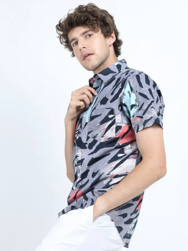 Men Slim Fit Casual Shirt