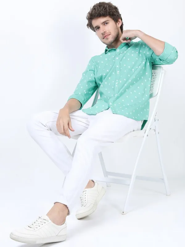  Ketch Men Sage Printed Slim Fit Casual Shirts
