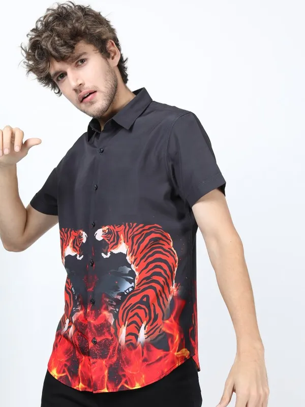 Men Slim Fit Casual Shirt