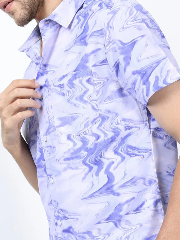 Men Slim Fit Casual Shirt