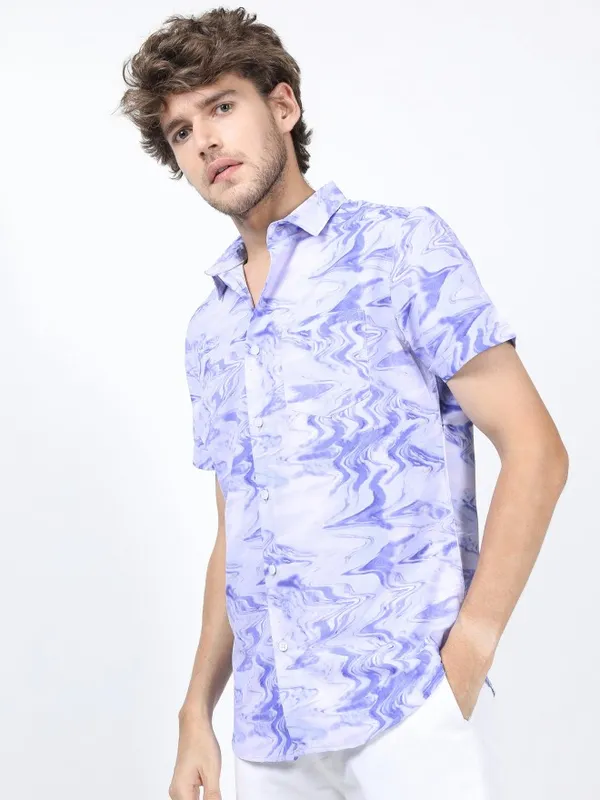 Men Slim Fit Casual Shirt