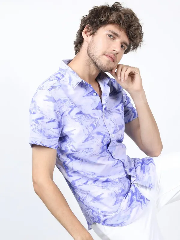 Men Slim Fit Casual Shirt