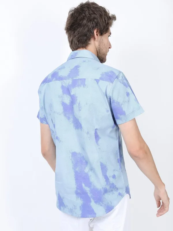 Men Slim Fit Casual Shirt