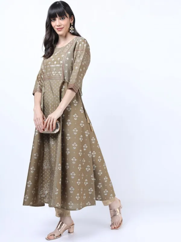  Vishudh Women Green Printed Straight Kurtas