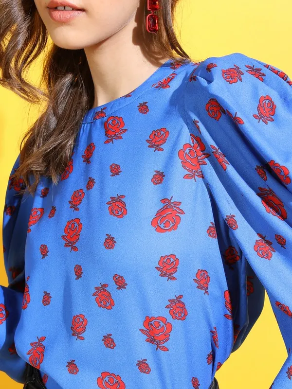  Tokyo Talkies Women Blue Printed Regular Tops