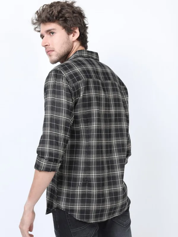  Ketch Men Black Checked Slim Fit Casual Shirts