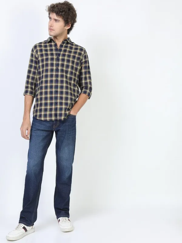 Men Slim Fit Casual Shirt