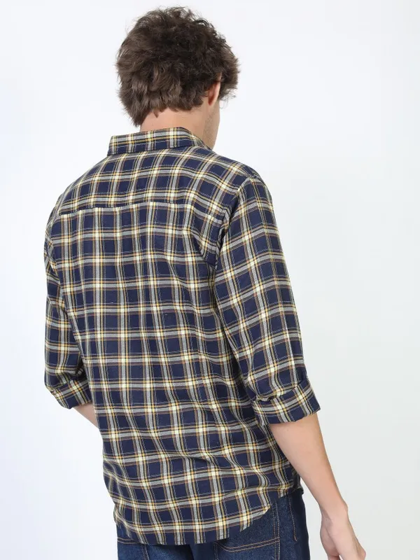 Men Slim Fit Casual Shirt