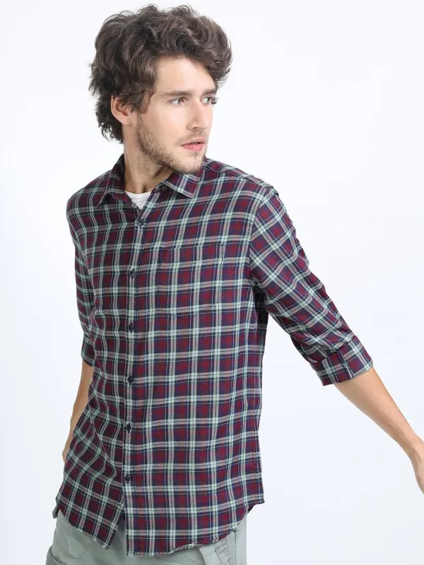  Ketch Men Red Checked Slim Fit Casual Shirts