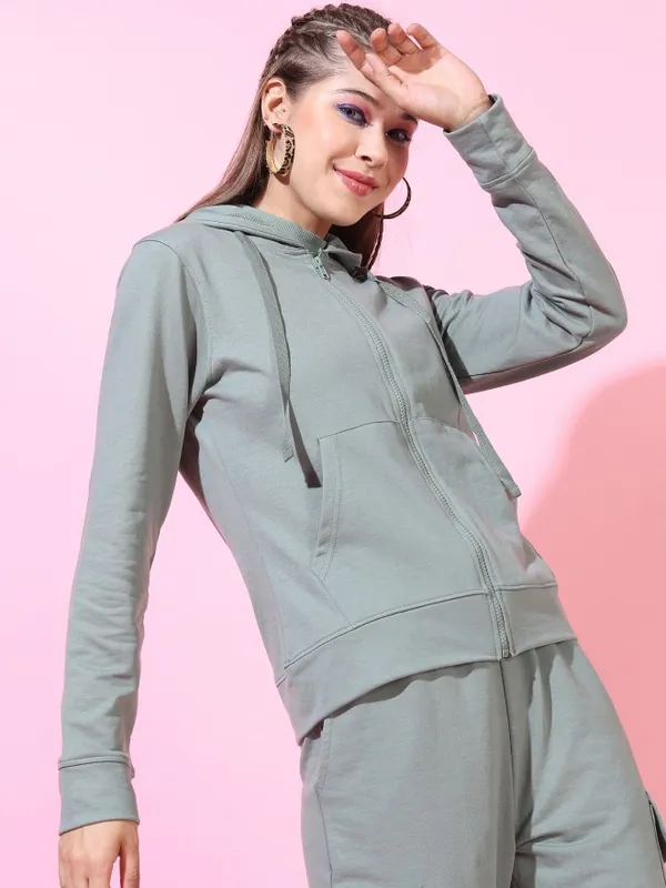  Tokyo Talkies Women Olive Solid Front-Open Round Neck Sweatshirts