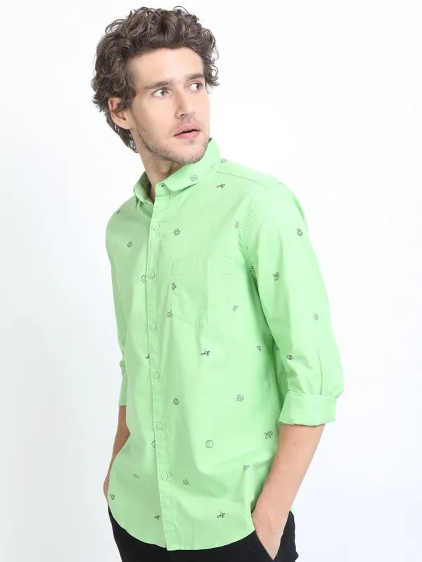  Ketch Men Green Printed Slim Fit Casual Shirts