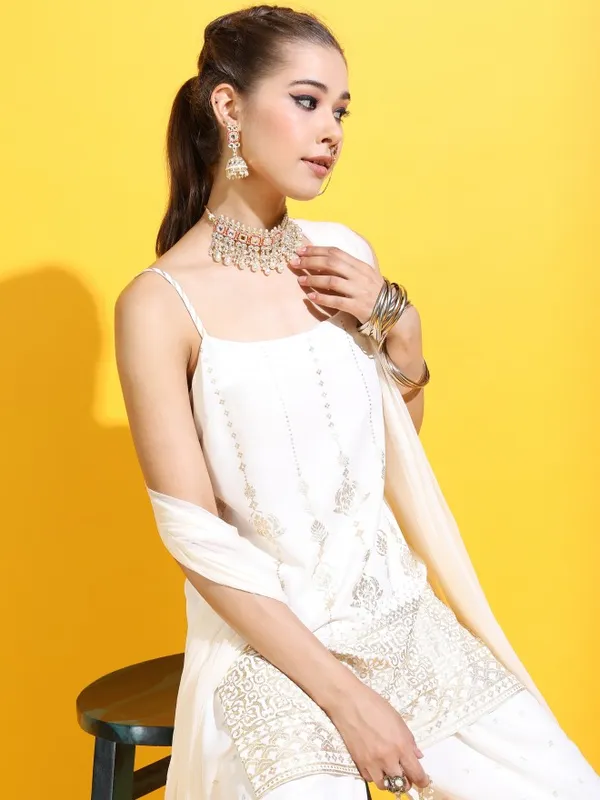  Vishudh Women Off White Printed Kurta Sets