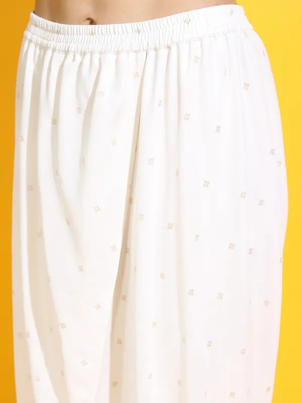  Vishudh Women Off White Printed Kurta Sets