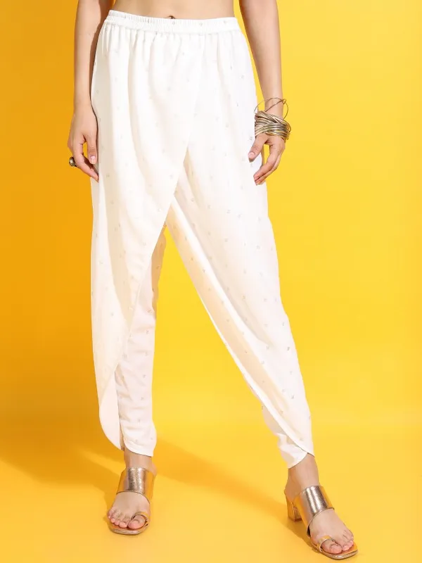  Vishudh Women Off White Printed Kurta Sets