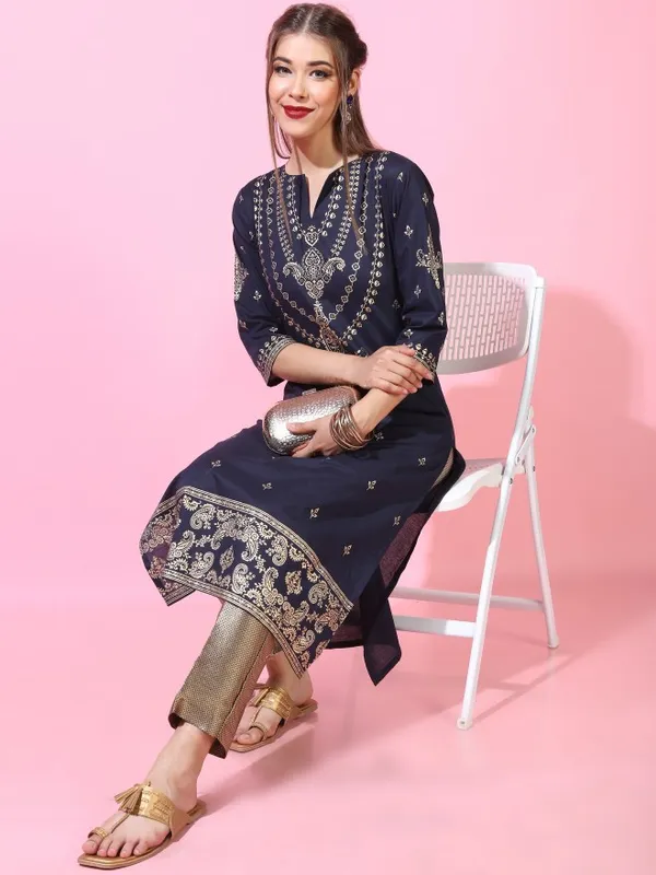  Vishudh Women Navy Blue Printed Straight Kurtas