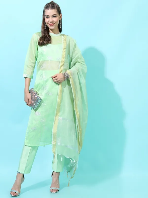  Vishudh Women Green Printed Kurta Sets