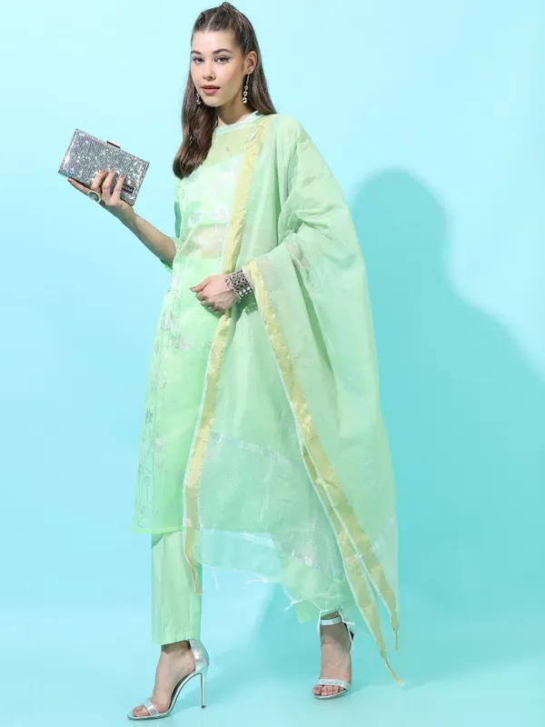  Vishudh Women Green Printed Kurta Sets