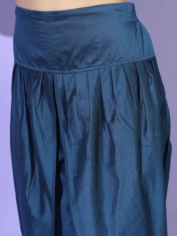 Women Kurta with Palazzos