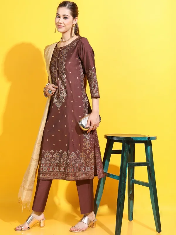  Vishudh Women Maroon Printed Kurta Sets