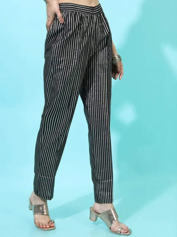  Vishudh Women Black Striped Straight Fit Palazzos