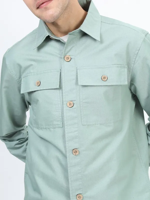  Highlander Men Green Solid Slim Fit Casual Shirts
