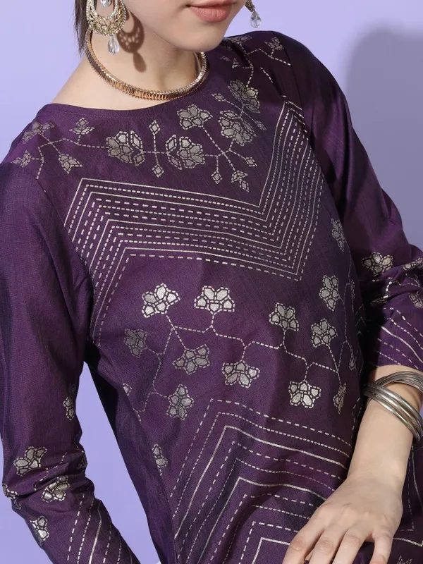  Vishudh Women Purple Printed Kurta Sets