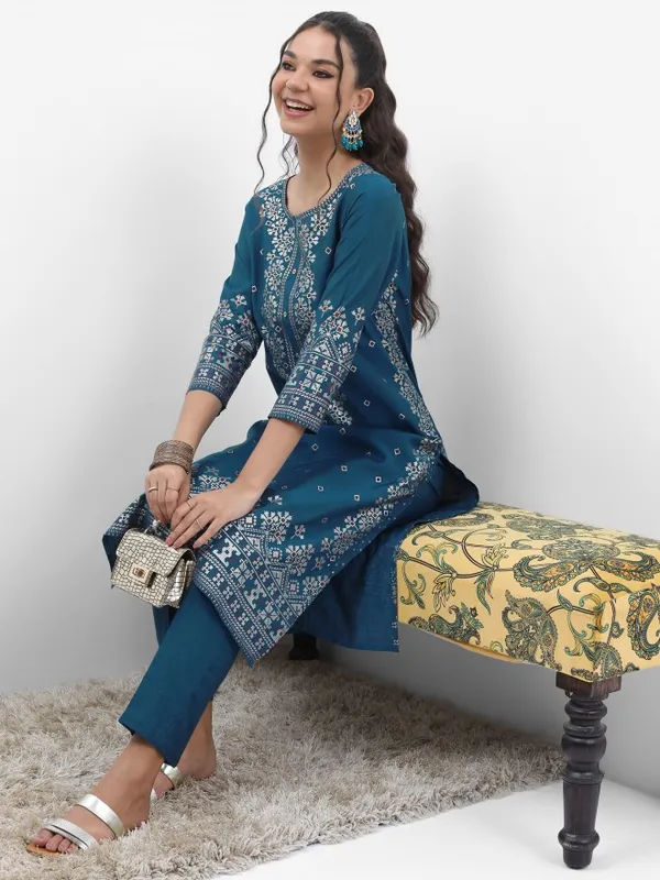 Women Kurta With Trouser