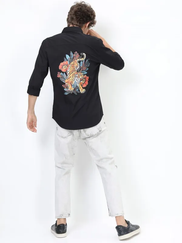  Ketch Men Black Printed Slim Fit Casual Shirts