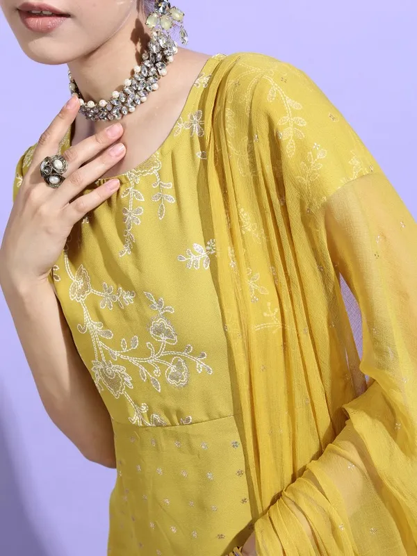  Vishudh Women Yellow Printed A-Line Ethnic Dresses