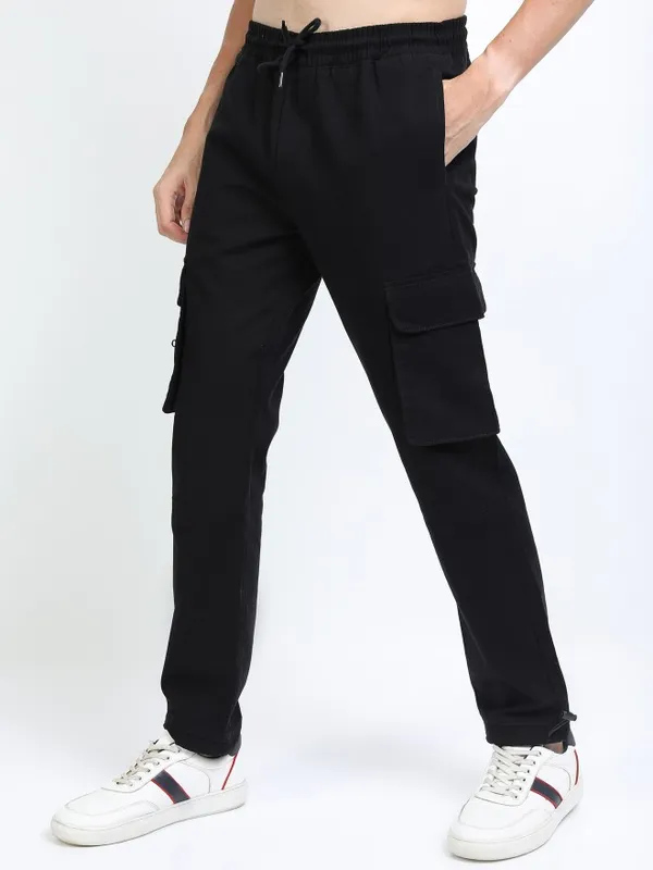  Highlander Men Black Regular Fit Solid Casual Trousers
