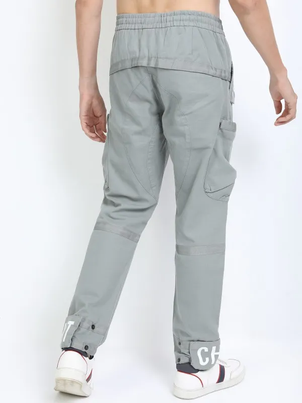 Men Regular Fit Cargos