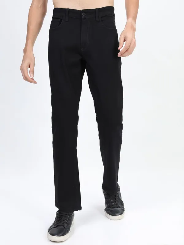 Men Straight Fit Jeans
