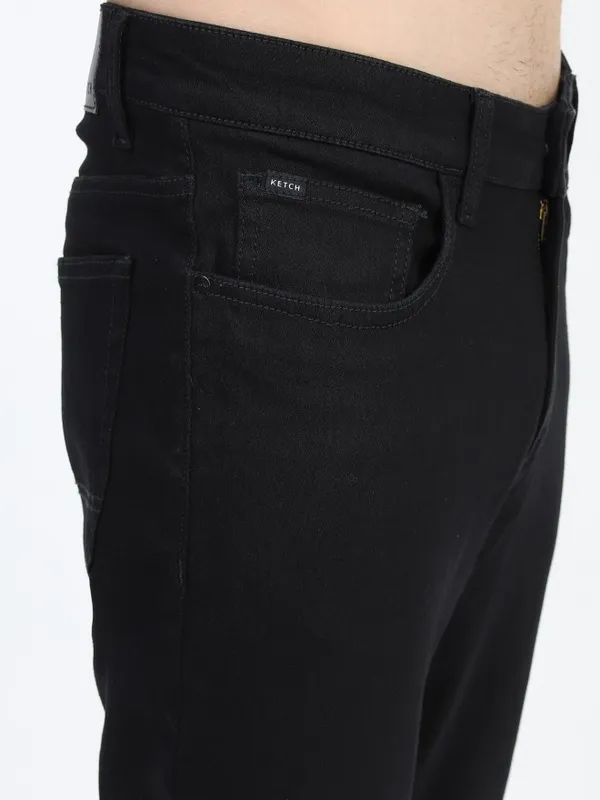 Men Straight Fit Jeans