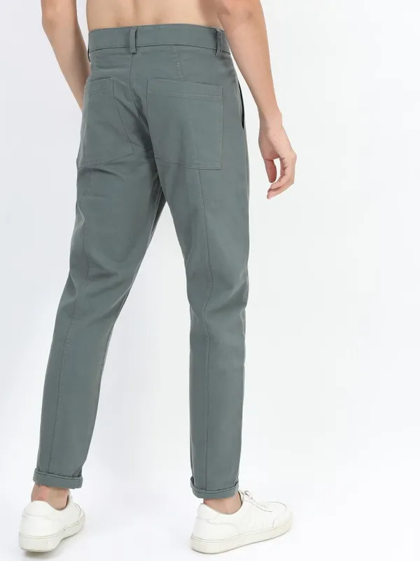  Highlander Men Green Regular Fit Solid Casual Trousers