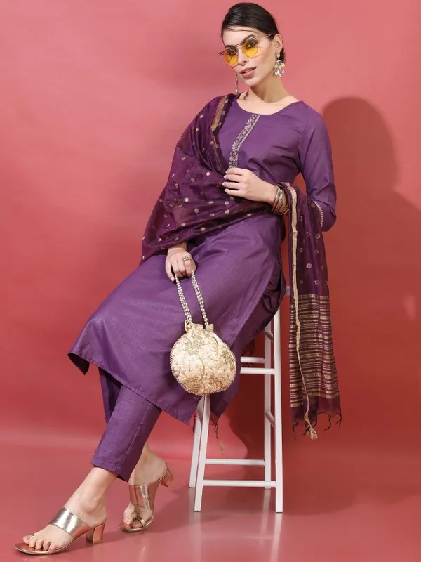  Vishudh Women Purple Printed Kurta Sets