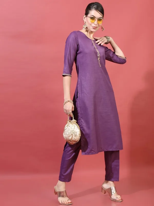  Vishudh Women Purple Printed Kurta Sets