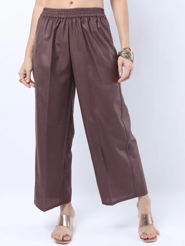  Ketch Women Brown Solid Kurta Sets