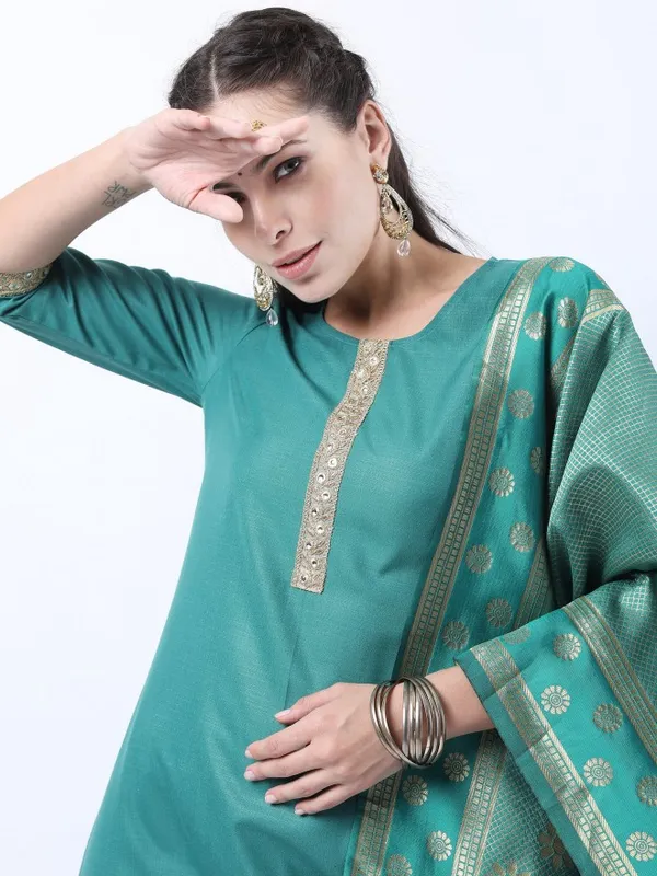 Women Kurta With Palazzo & Dupatta