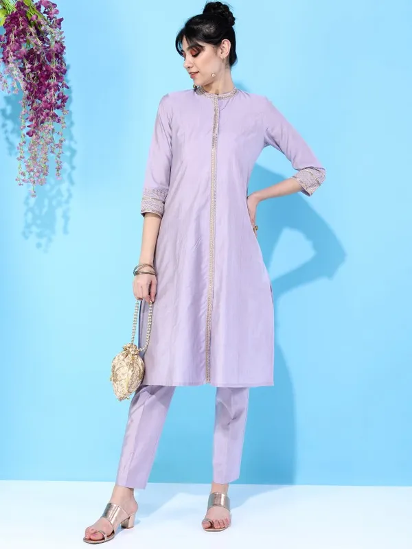  Vishudh Women Mauve Printed Kurta Sets