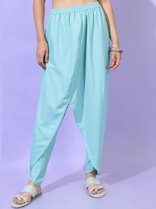  Vishudh Women Turquoise Printed Kurta Sets