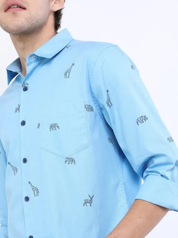 Men Slim Fit Casual Shirt