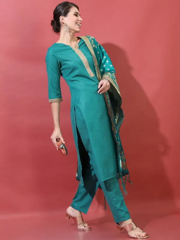  Vishudh Women Green Printed Kurta Sets