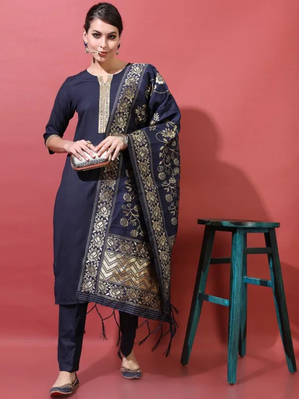  Vishudh Women Navy Blue Printed Kurta Sets