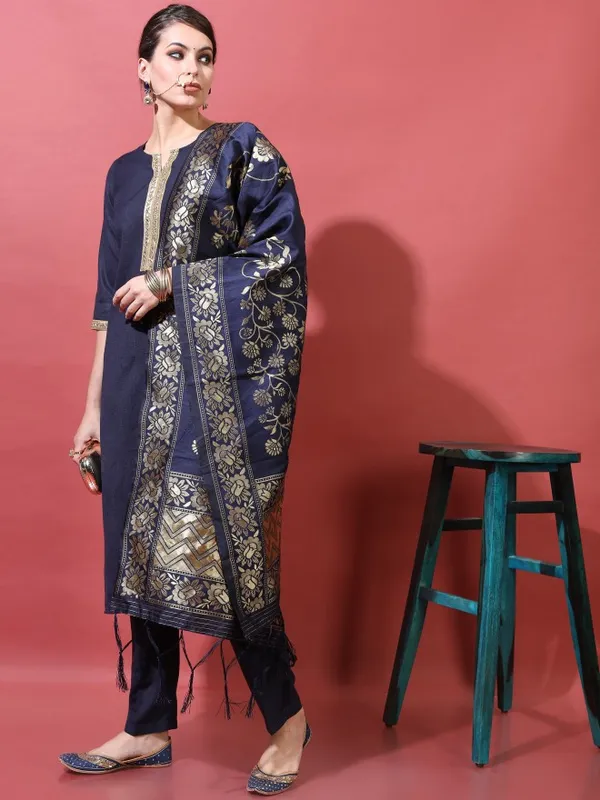  Vishudh Women Navy Blue Printed Kurta Sets