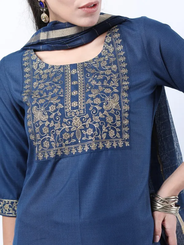 Women Kurta With Trouser & Dupatta