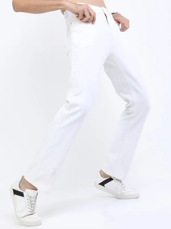 Men Straight Fit Jeans