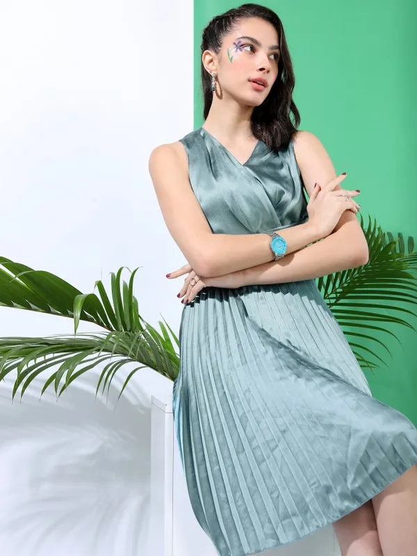  Tokyo Talkies Women Blue Solid Wrap Dresses